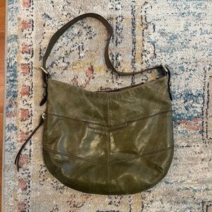 Hobo Serra leather shoulder bag in distressed Olive green w/inside pockets